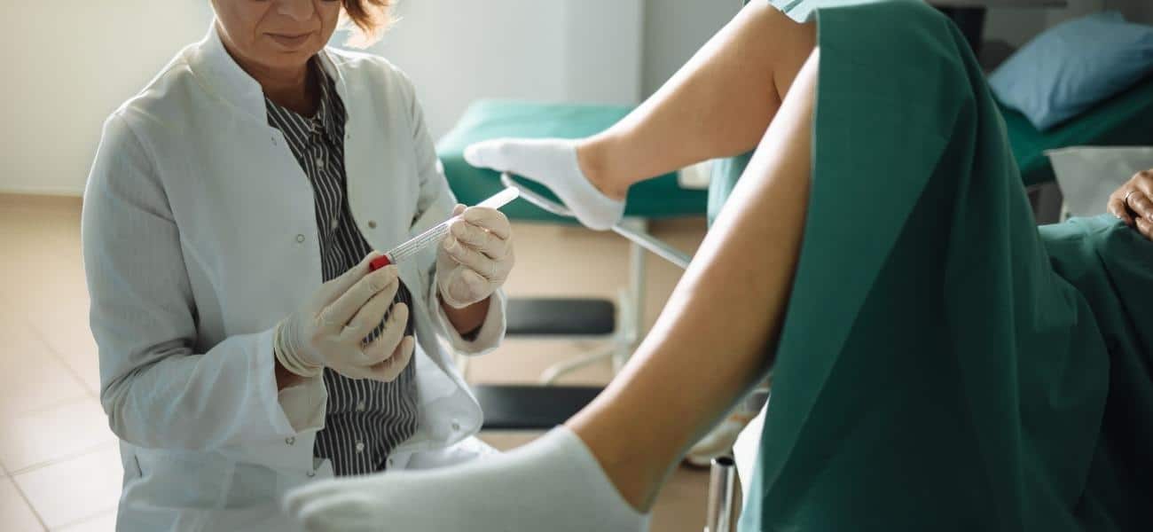 What is IUI? Plus 26 more IUI FAQs, answered by the experts 28 what-is-iui