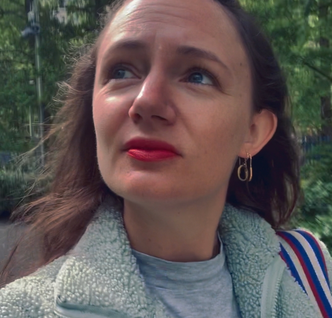 Jessie on her way to Randox test