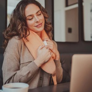 <i>Unwrap support</i>: The 2025 Fertility Edition 20 Yuyu hot water bottle