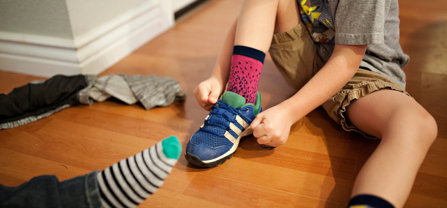 teaching kids to dress themselves for school